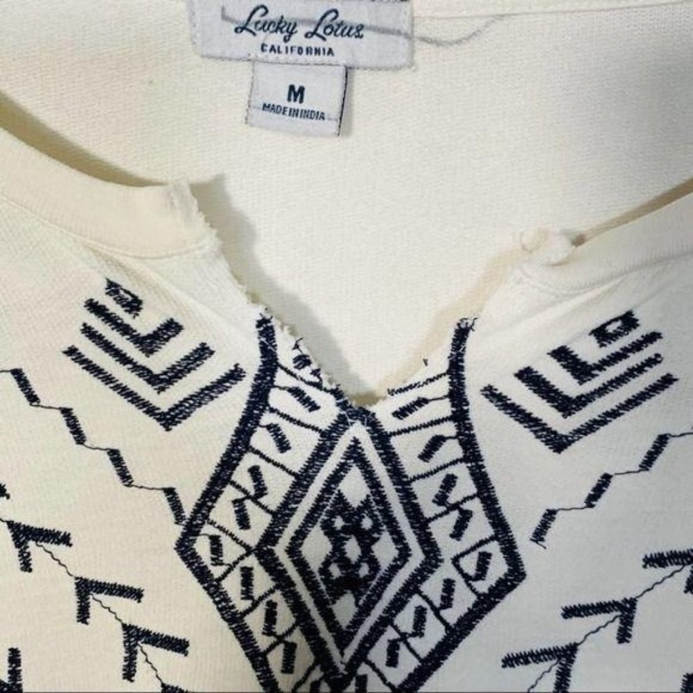 Lucky Brand Boho Embroidered Pullover Shirt Ivory Blue Size Medium - Picture 5 of 6